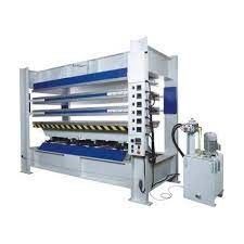 PLC-Steuerung Sperrholzpressmaschine 7.5KW Hydraulische Heißpressmaschine für Sperrholz